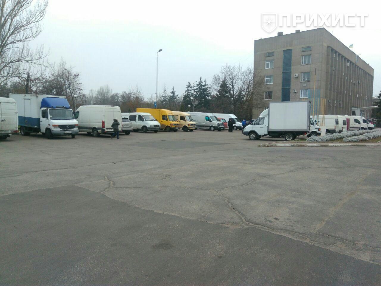 Около горисполкома состоялся очередной митинг | Прихист Около горисполкома состоялся очередной митинг | Прихист