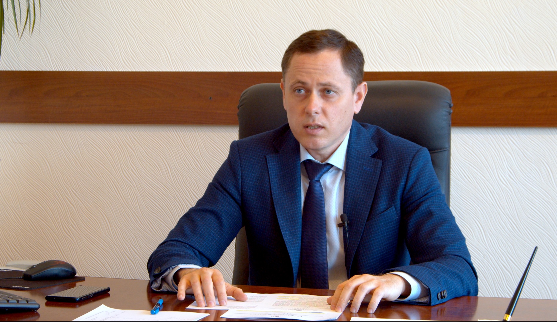 Помощь предпринимателям, выделение денег на медицину, и, что будет с детским санаторием: интервью с Александром Саюком | Прихист 