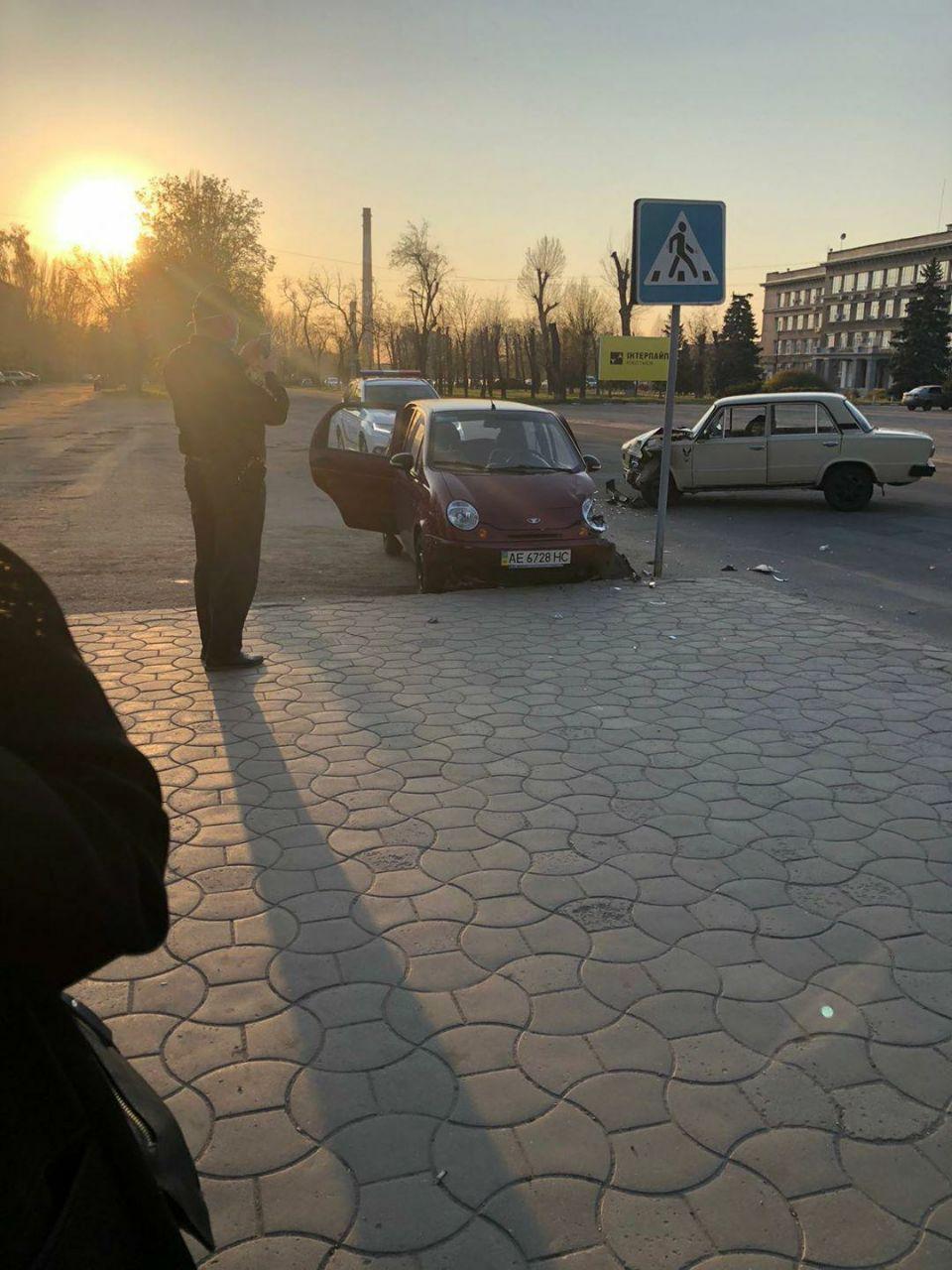 Авария около центральной проходной | Прихист 
