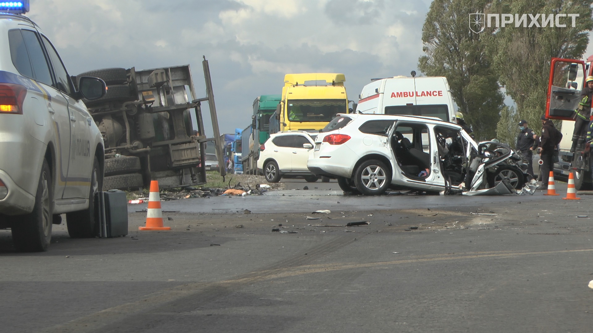 Семья, попавшая в ДТП, погибла. Ребенок госпитализирован в Днепр | Прихист 