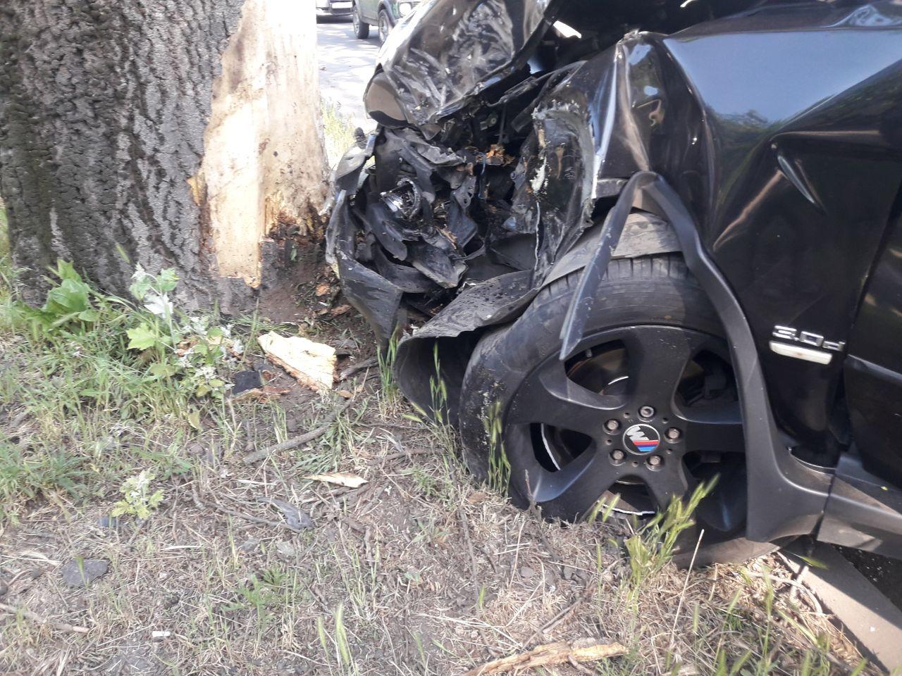 BMW столкнулась с «Ланосом» на ул. Героев Чернобыля | Прихист BMW столкнулась с «Ланосом» на ул. Героев Чернобыля | Прихист