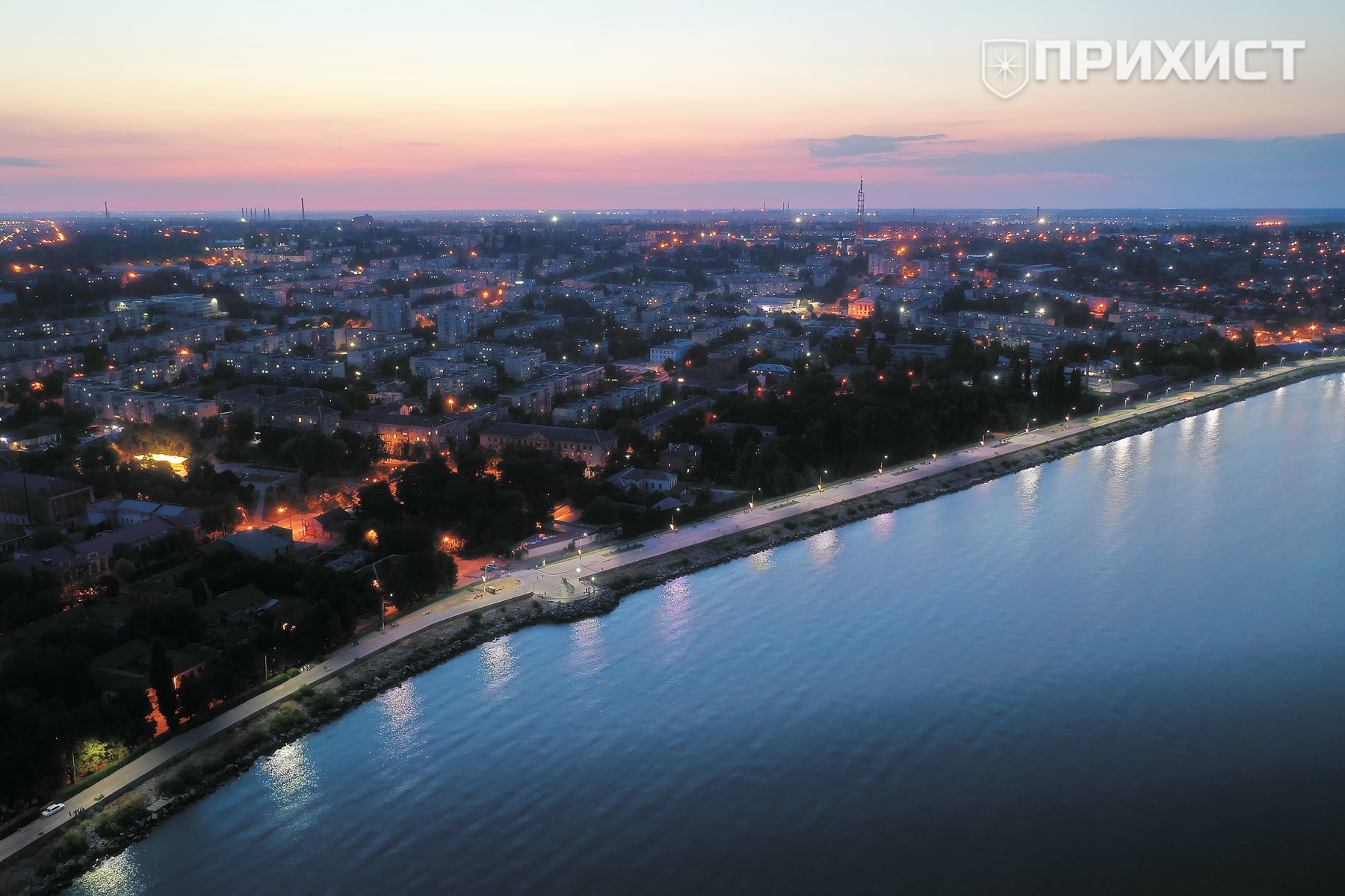 Интерпайп продолжает благоустройство городской набережной | Прихист Интерпайп продолжает благоустройство городской набережной | Прихист