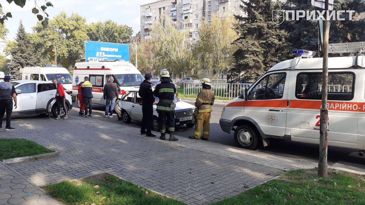 ДТП по ул. Электрометаллургов  | Прихист 