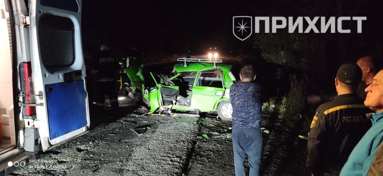 Обновлено: на трассе около Никополя в ДТП пострадали пять человек | Прихист 
