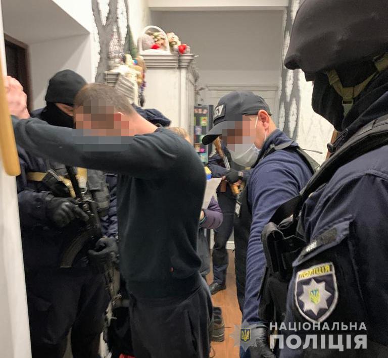 В Никополе полиция ликвидировала преступную группировку, специализирующуюся на совершении тяжких преступлений | Прихист 