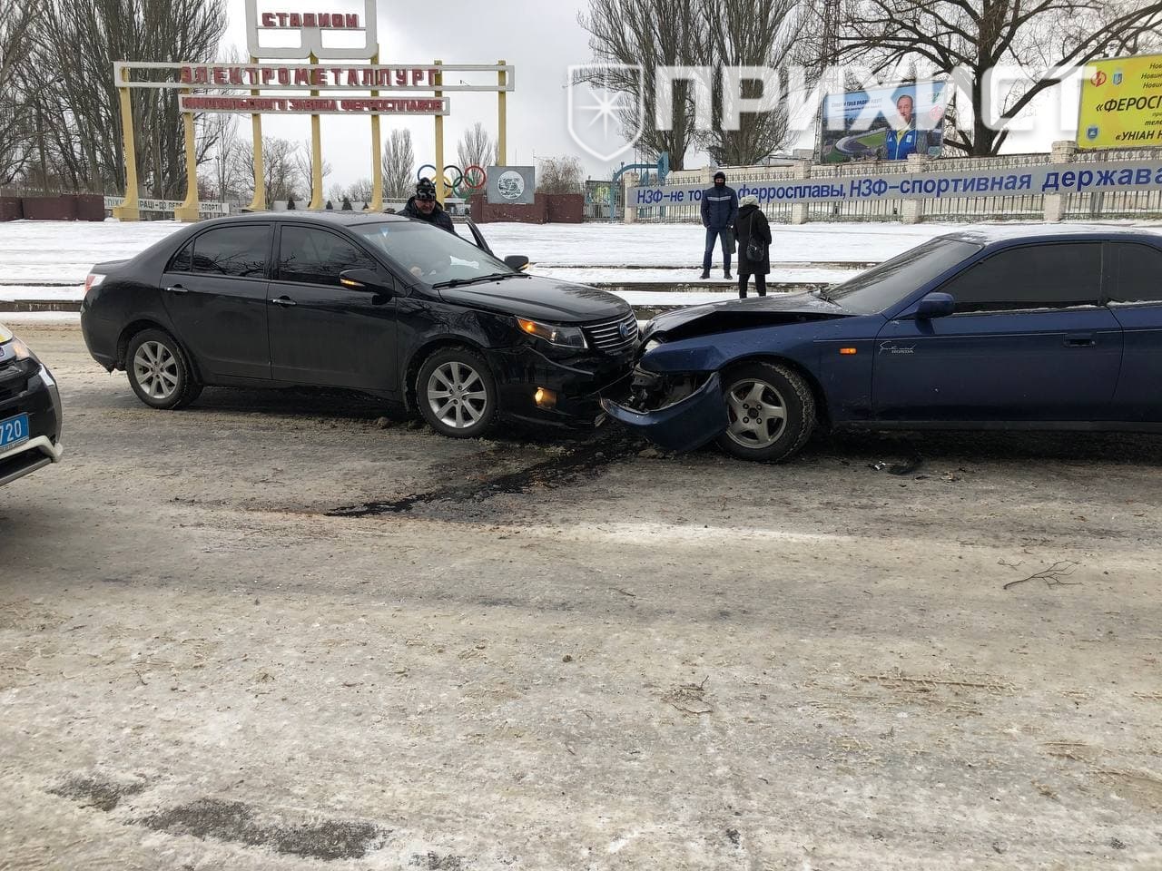 На ул. Электрометаллургов столкнулись три автомобиля и автобус | Прихист 