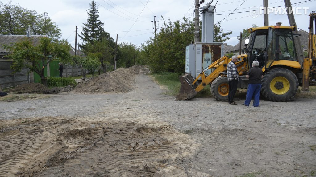 Ремонт з “побічним ефектом”: у Нікополі підрядники серйозно пошкодили приватне майно | Прихист 