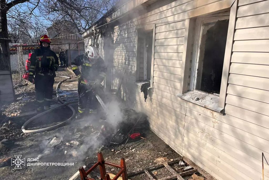 На Нікопольщині під час пожежі в житловому будинку загинув чоловік | Прихист 
