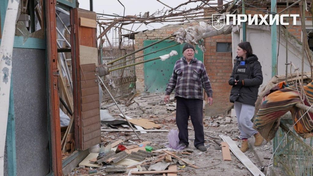 Під вогнем артилерії та дронів: масштаби руйнувань у Нікополі | Прихист Під вогнем артилерії та дронів: масштаби руйнувань у Нікополі | Прихист