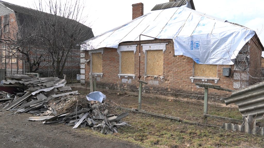 Ми — прифронтовий район: мешканці Нікополя про життя за 7 кілометрів від окупантів | Прихист 