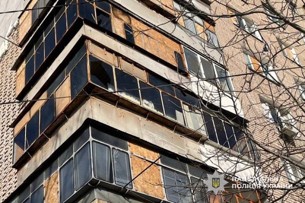 Поліція фіксує наслідки атак на Дніпропетровщині: одна загибла, п’ятеро поранених | Прихист Поліція фіксує наслідки атак на Дніпропетровщині: одна загибла, п’ятеро поранених | Прихист