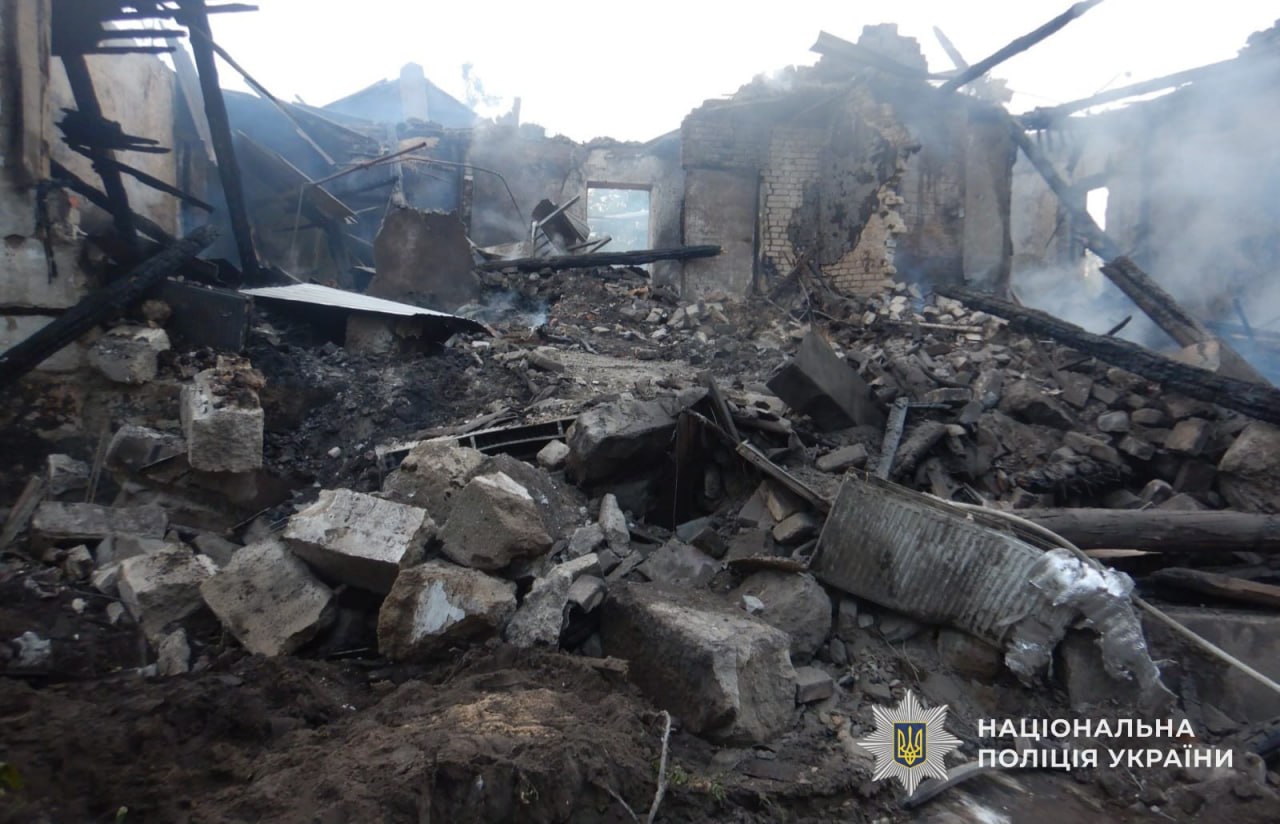Одна людина загинула, ще одна поранена: поліція повідомила про наслідки ворожих атак на Дніпропетровщині | Прихист Одна людина загинула, ще одна поранена: поліція повідомила про наслідки ворожих атак на Дніпропетровщині | Прихист