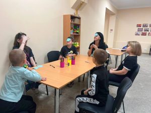 У Центрі життєстійкості Нікополя діти провели час без гаджетів | Прихист 