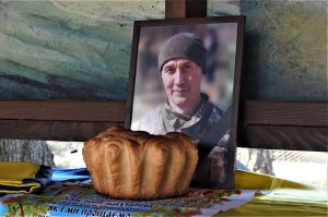 Понад два роки вважався зниклим безвісти: у Нікополі провели в останню путь захисника Дмитра Єгорова | Прихист Понад два роки вважався зниклим безвісти: у Нікополі провели в останню путь захисника Дмитра Єгорова | Прихист