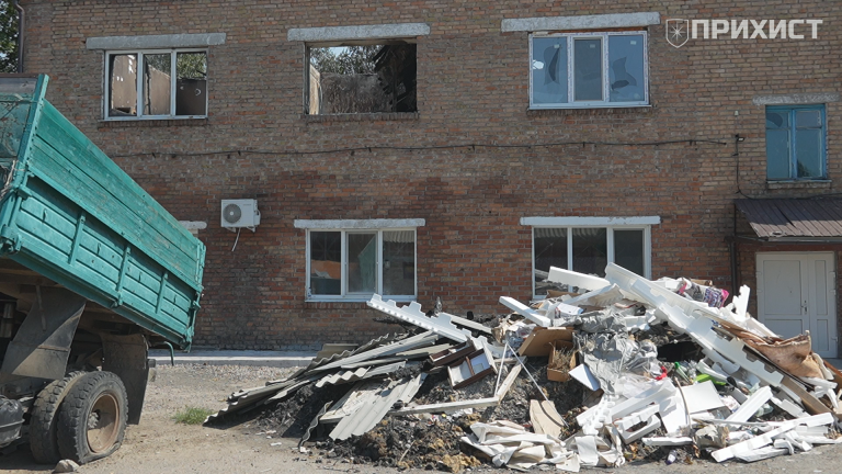 Дрони літають над кожним нашим порухом: реалії життя у Червоногригорівці Нікопольського району | Прихист 