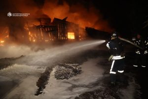 Масований ракетно-дроновий удар по Дніпропетровщині: у Дніпрі загинули двоє людей, шестеро постраждали | Прихист Масований ракетно-дроновий удар по Дніпропетровщині: у Дніпрі загинули двоє людей, шестеро постраждали | Прихист