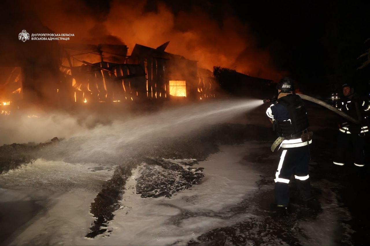 Масований ракетно-дроновий удар по Дніпропетровщині: у Дніпрі загинули двоє людей, шестеро постраждали | Прихист Масований ракетно-дроновий удар по Дніпропетровщині: у Дніпрі загинули двоє людей, шестеро постраждали | Прихист