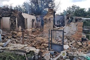 На Дніпропетровщині внаслідок російських атак постраждали люди: поліція фіксує наслідки обстрілів | Прихист 