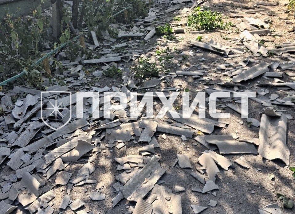 Окупанти обстріляли Нікополь: пошкоджено житловий будинок | Прихист Окупанти обстріляли Нікополь: пошкоджено житловий будинок | Прихист
